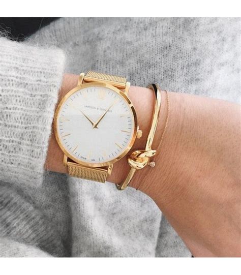 celine knot bracelet gold.